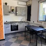 Casa Aurora Centre * كومو