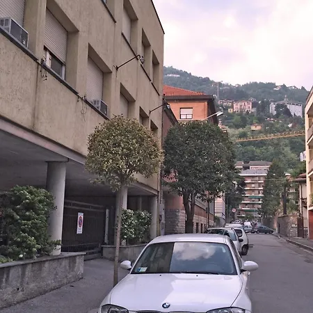 Casa Aurora Centre كومو