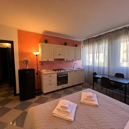 Aurora Apartment Como